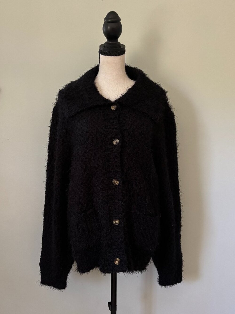 Hayden Los Angeles Fuzzy Popcorn Knit Button-Up Collared Cardigan Large NWT